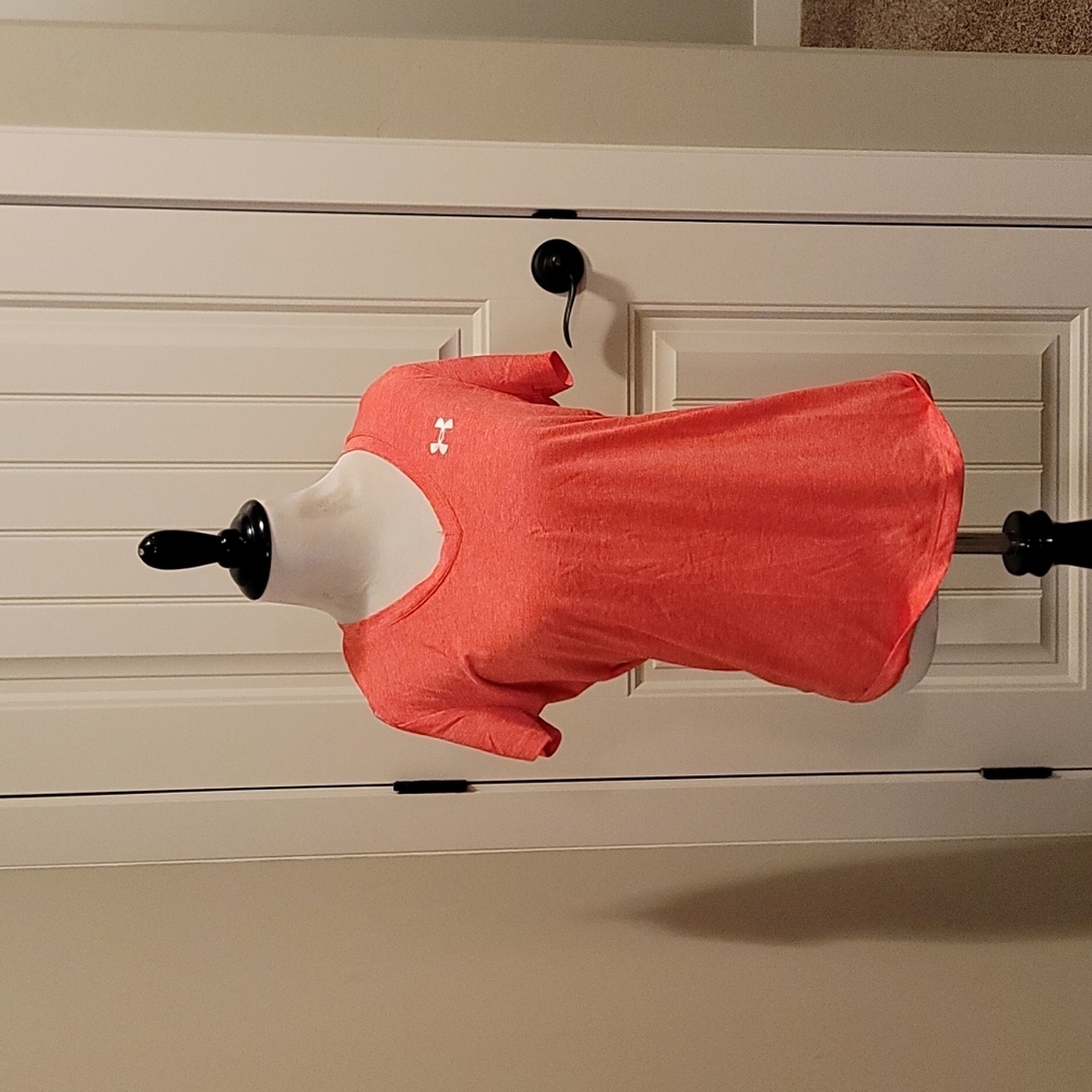 Under Armour T shirt Size small